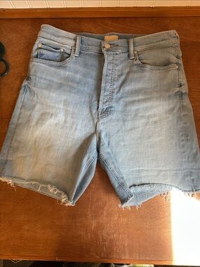 Mother day tripper Light Blue Denim Cutoff